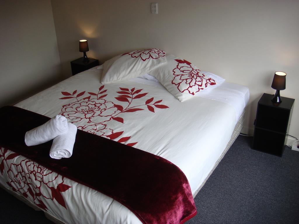 Cromwell Backpackers Pansiyon Oda fotoğraf