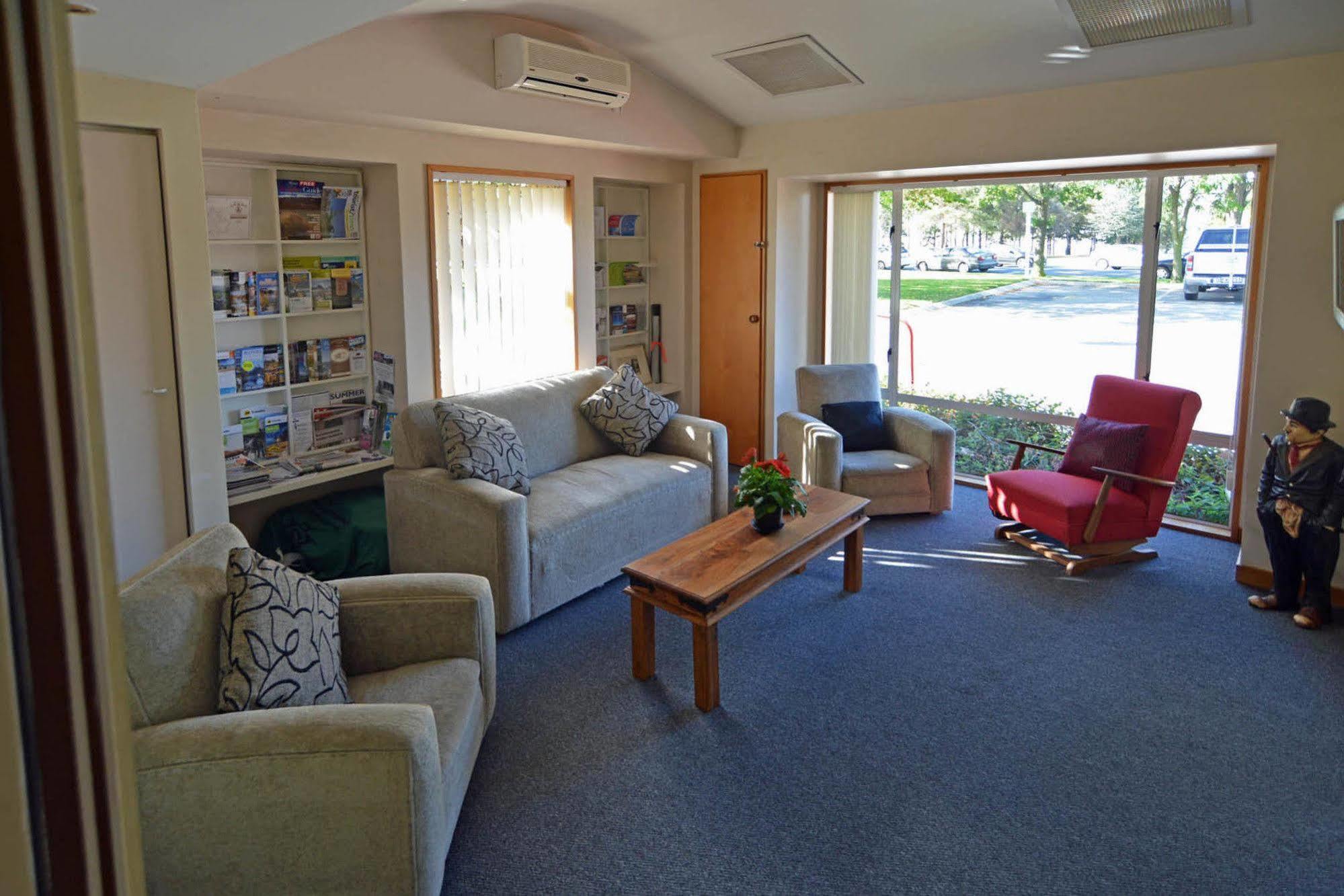 Cromwell Backpackers Pansiyon Dış mekan fotoğraf
