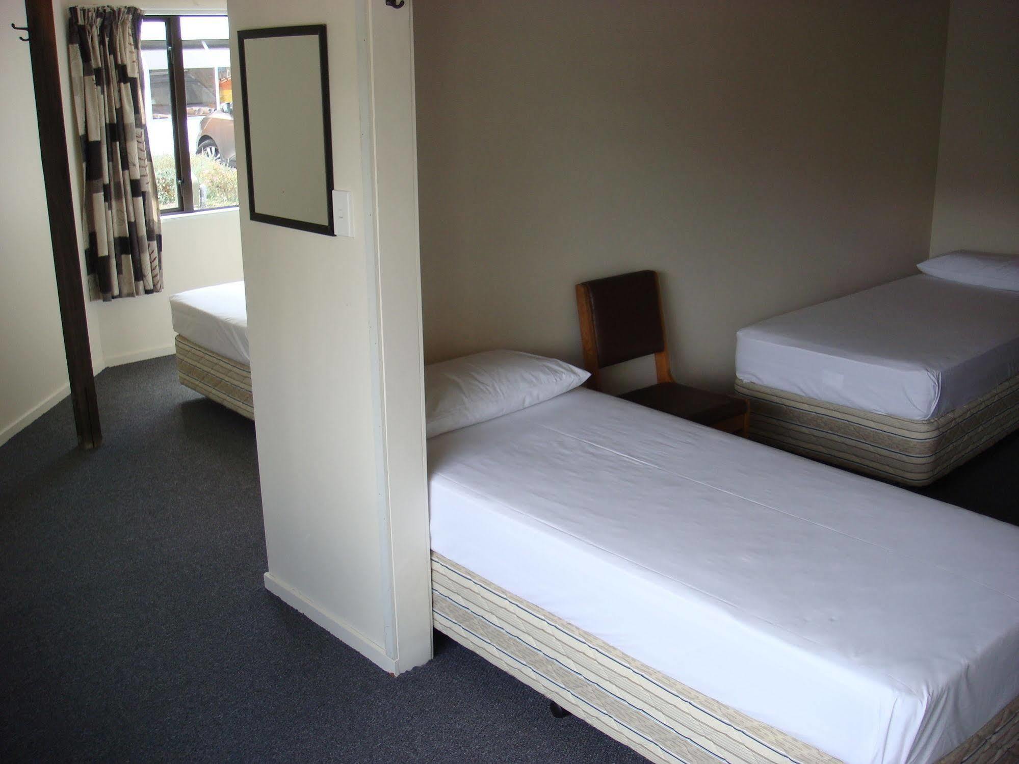 Cromwell Backpackers Pansiyon Dış mekan fotoğraf