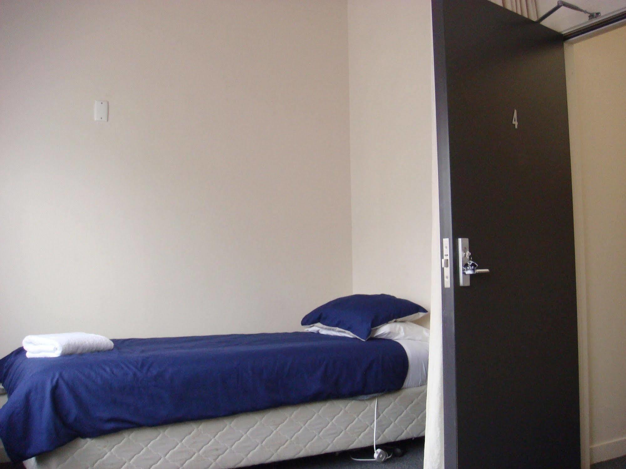 Cromwell Backpackers Pansiyon Dış mekan fotoğraf